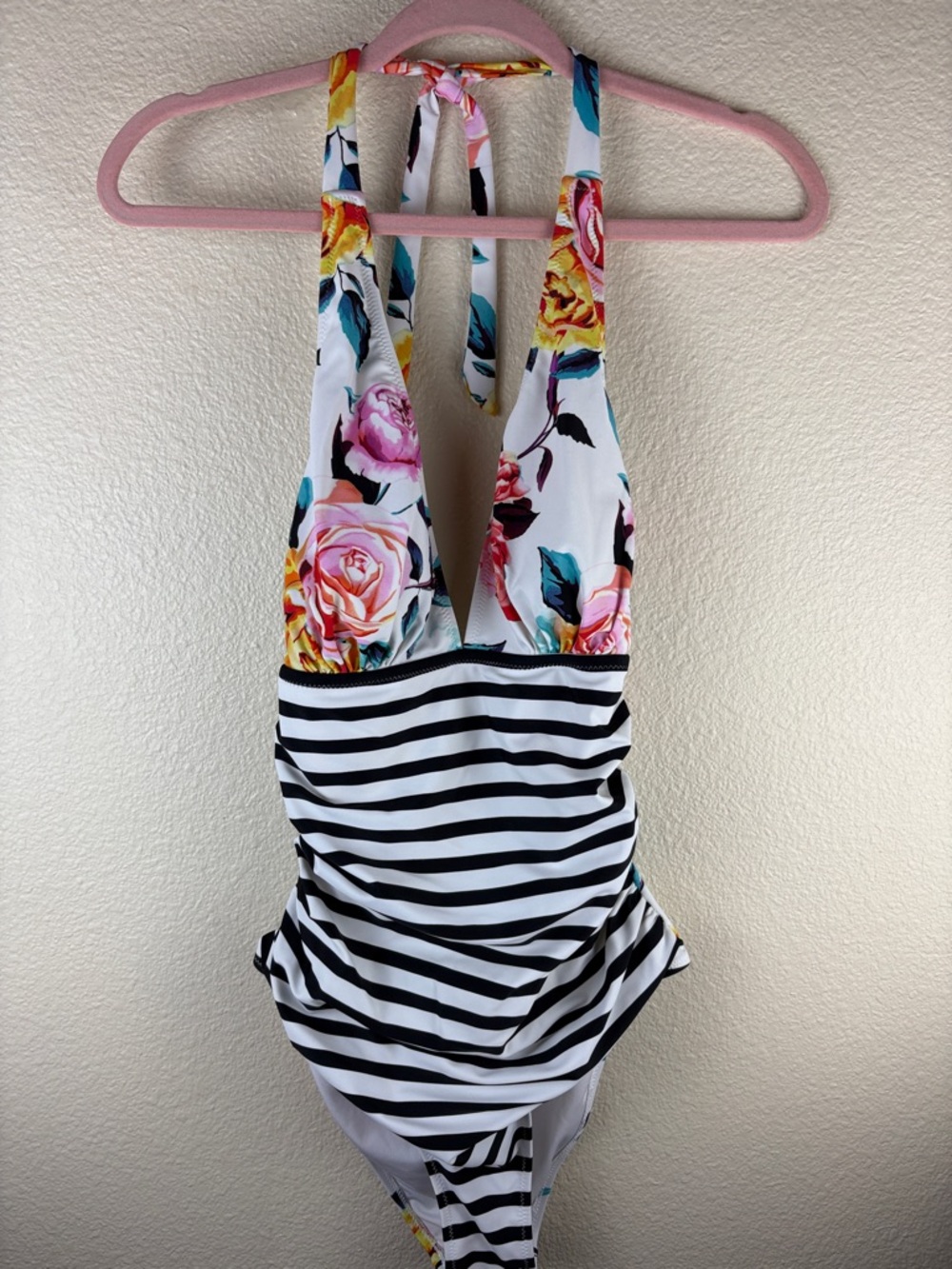 Cupshe Women's Bold Floral and Stripe Halter Tummy Control One Piece Swimsuit M